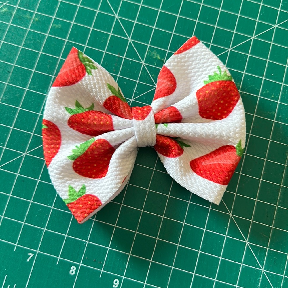 Strawberry bow